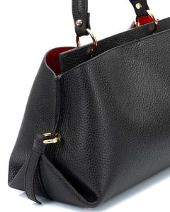 AURA Borsa a mano in vera pelle martellata colore nero con tracolla