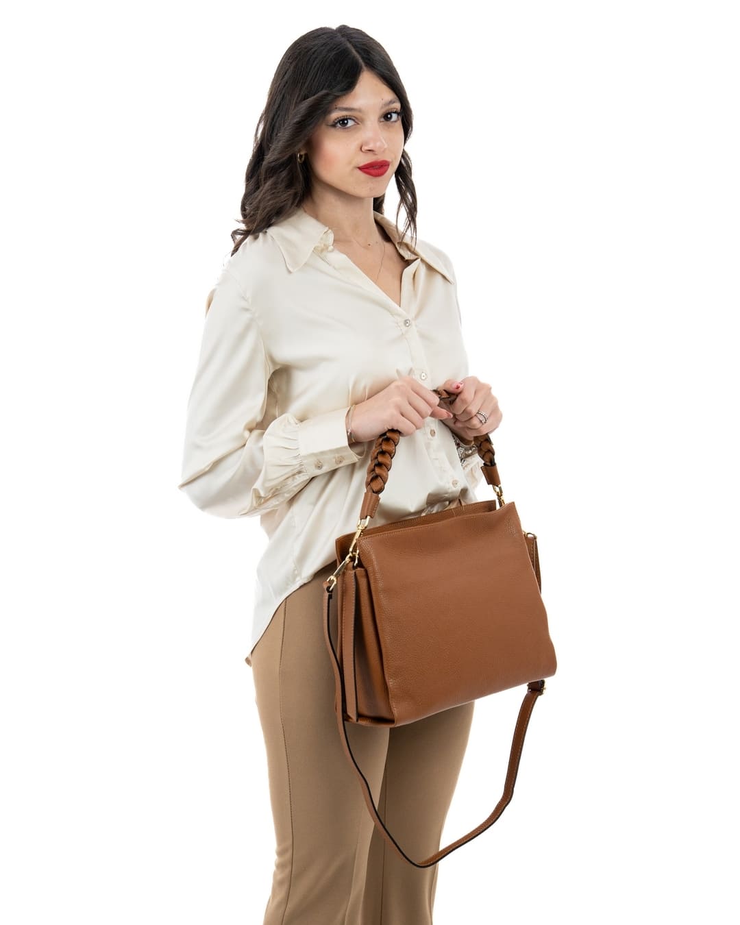 AGATHA Borsa a spalla in vera pelle martellata colore cuoio con manico intrecciato e tracolla
