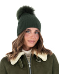 DAISY Cappello donna in lana verde con pompon in pelliccia