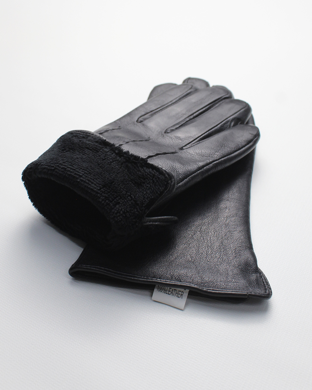 <b> GUANTI UOMO </b> <br> Guanti in vera pelle nero da uomo con interno in pelo - immagine 4